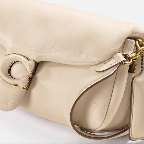 Pillow Tabby Shoulder Bag 26✨💅🏼 - Picture 5 of 5